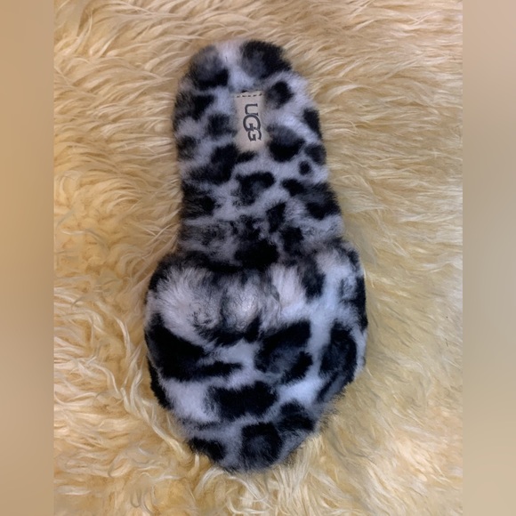 NEW UGG W Fluff Slide II Leopard White - Picture 7 of 10